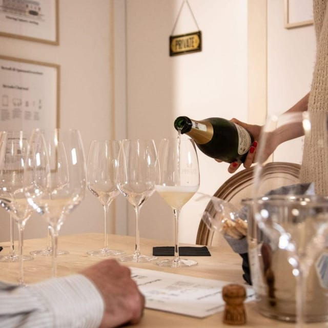 siena-wine-tasting-experience-with-tuscan-sparkling-wines