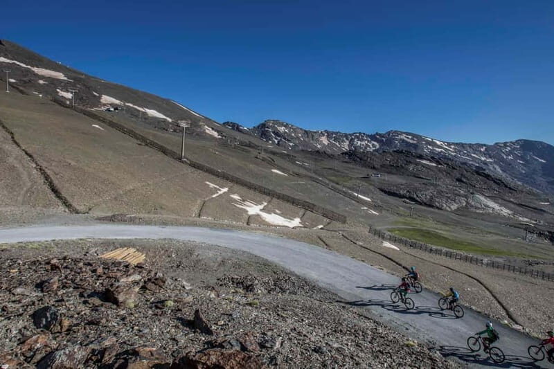 Sierra Nevada: Private E-bike ride to 3000 meters (11000 ft) - Key Points