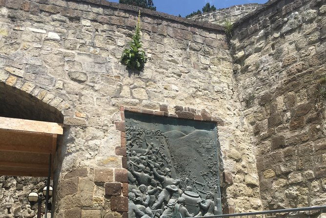 sightseeing-and-wine-tour-in-eger