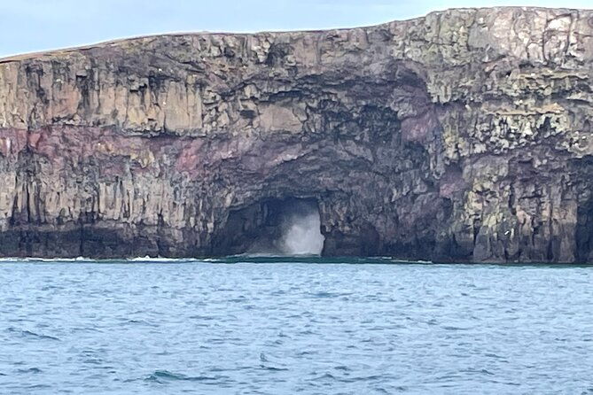 sightseeing-around-nolsoy-to-see-puffins