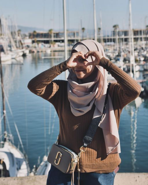 sightseeing-barcelona-by-bike-photo-shooting-tapas