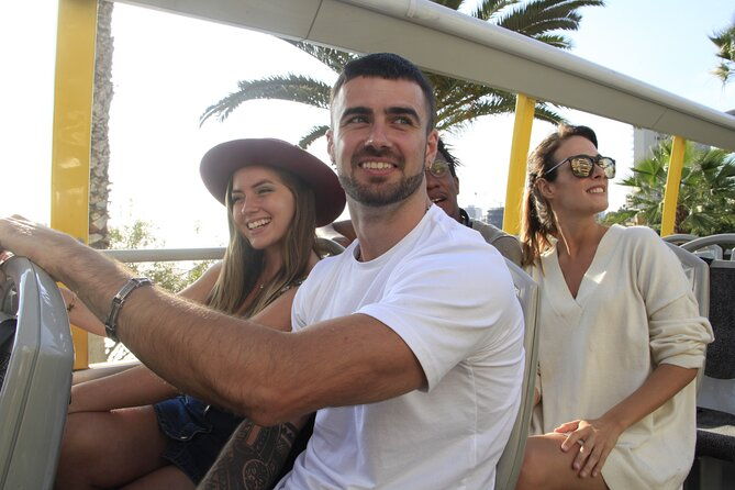 sightseeing-bus-lima