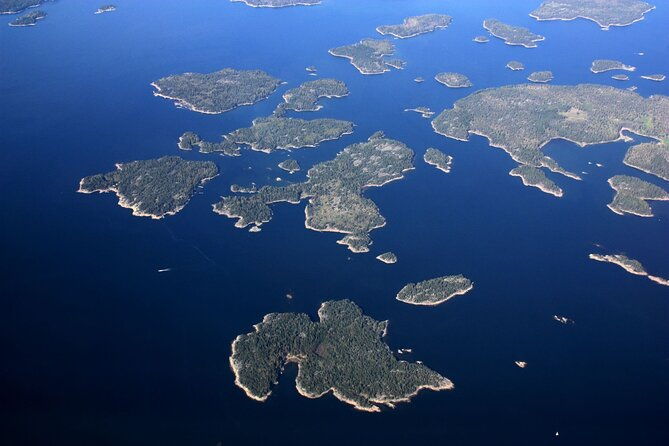 sightseeing-helicopter-tour-in-helsinki