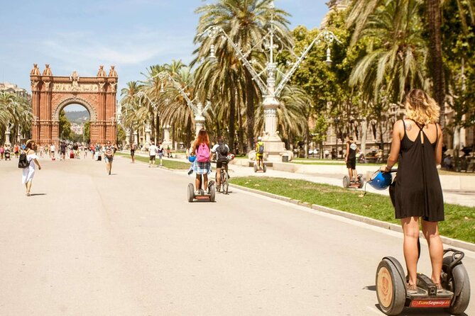 sightseeing-segway-tour-in-barcelona