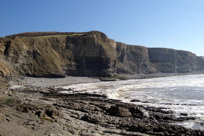 sightseeing-tour-cardiff-bay-and-vale-of-glamorgan-full-day-driver-guided