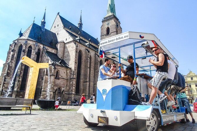 sightseeing-tour-in-the-czech-republic-beer-bike-in-pilsen