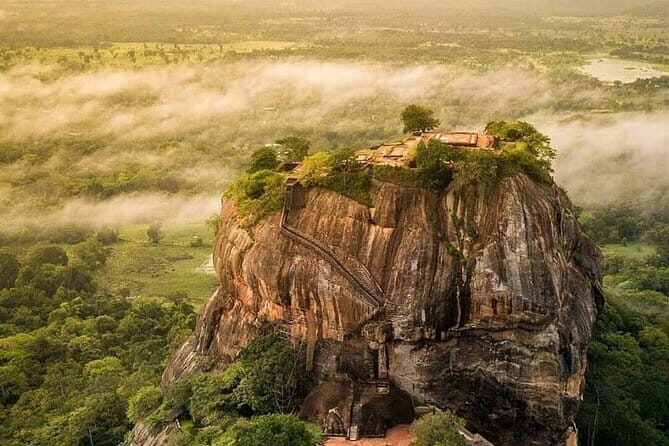 Sigiriya and Dambulla Cave Temple - Exploring the Sigiriya and Dambulla Cave Temple Tour: An Honest Look