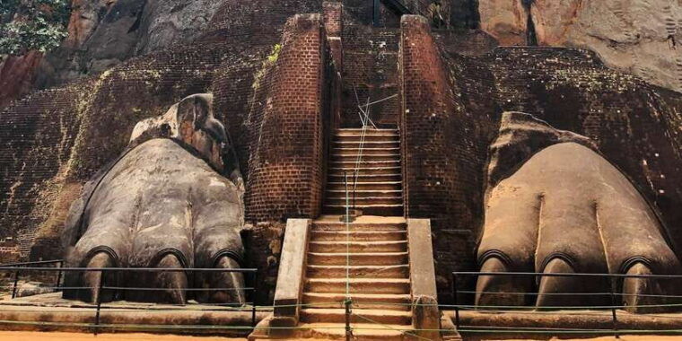sigiriya-and-dambulla-private-full-day-tour