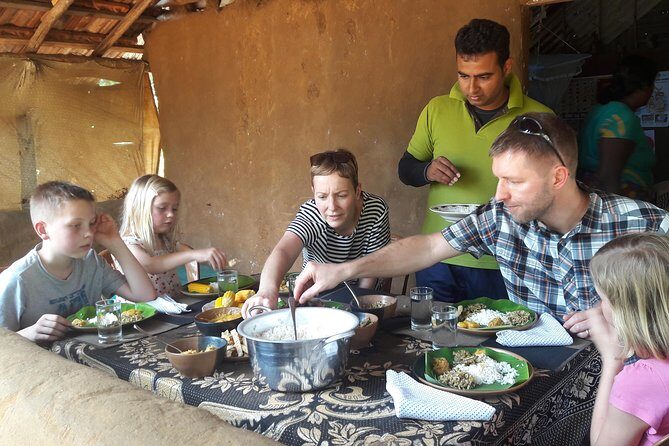 Sigiriya Cycle Tour: Explore Village Life in Sigiriya & Enjoy a Village Lunch - Who Should Consider This Tour?