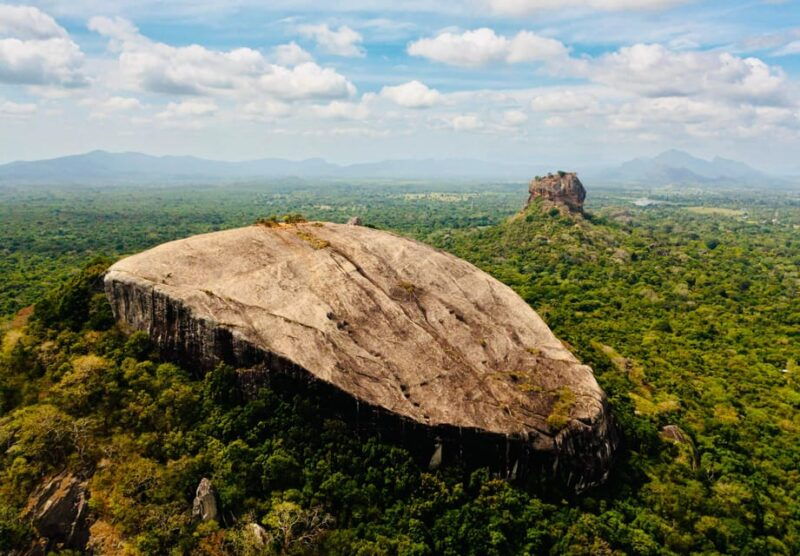 sigiriya-dambulla-private-day-tour-from-trincomalee