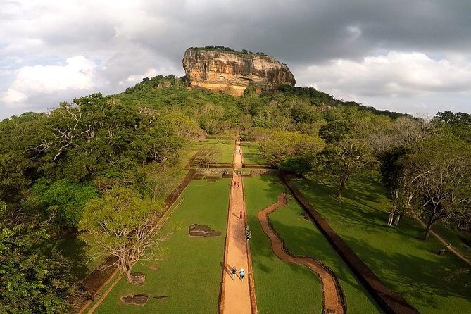 Sigiriya & Dambulla Private Day Trip with Entry Fees & Lunch - FAQ