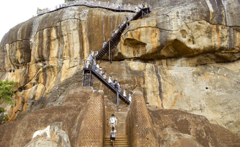 Sigiriya, Dambulla & Safari Day Tour from Colombo - Who Is This Tour Perfect For?