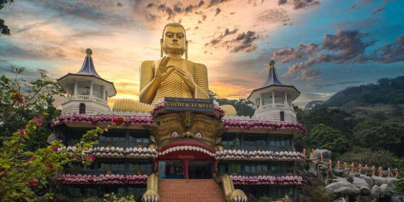 sigiriya-dambulla-temple-village-tour-from-trincomalee