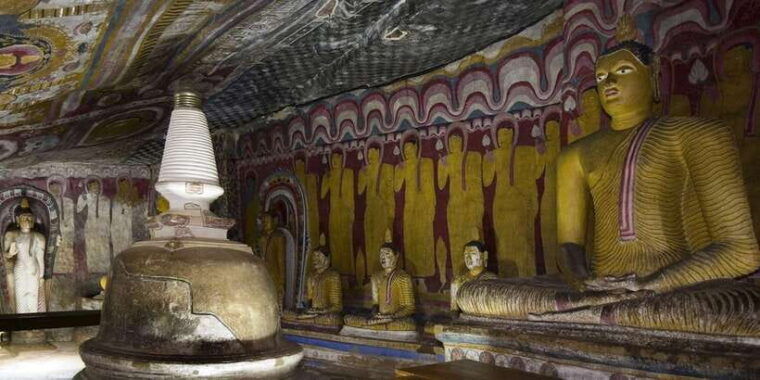 sigiriya-dambulla-temple-village-tour-from-trincomalee