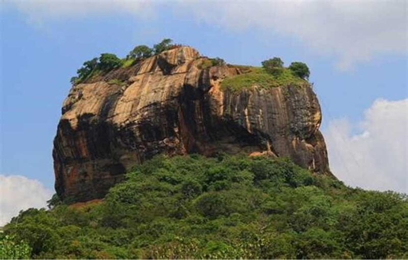 sigiriya-dambulla-with-jeep-safari-tour-from-pasikudah