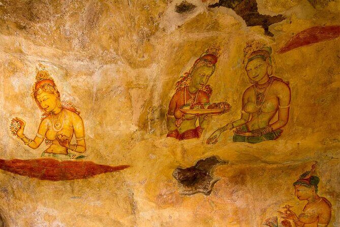 Sigiriya Rock and Jeep Safari Private Tour from Trincomalee - Art and Craft: Wood Carving and Gem Markets
