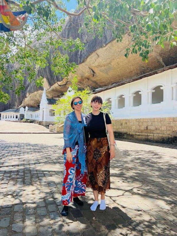 sigiriya-rock-dambulla-cave-temple-day-tour-from-kandy