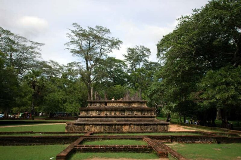 Sigiriya:Polonnaruwa Day Tour WithMinneriya Elephant Safari - Detailed Breakdown of the Itinerary