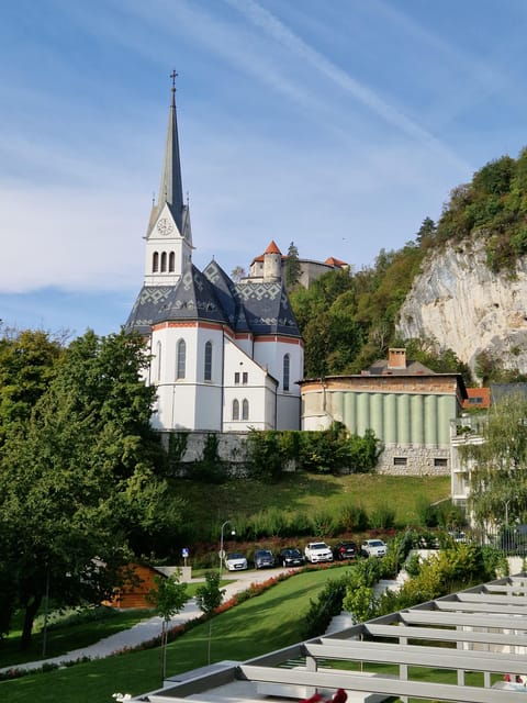 sigismundi-luxury-adventures-breathtaking-bled-all-inclusive