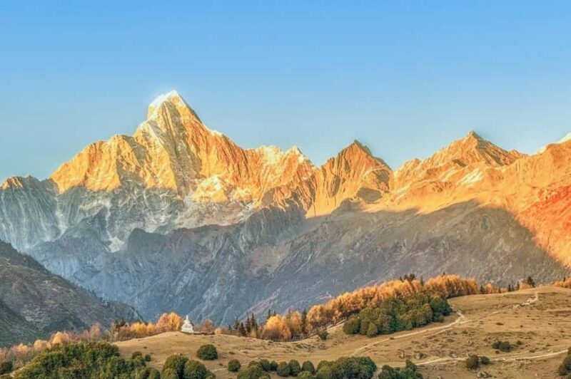 Siguniang Mountain Vibes: Peaks, Lakes & Night Lights - A Well-Balanced, Scenic Experience for Most