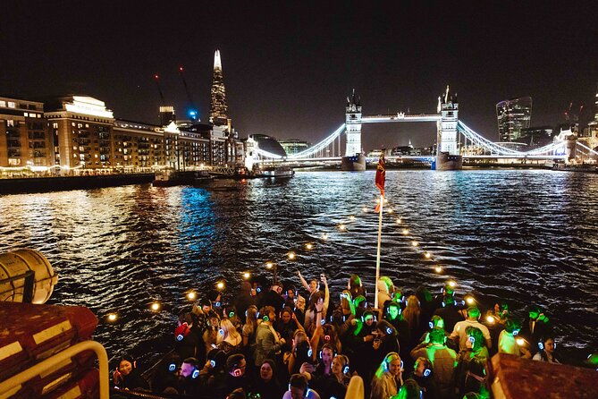 silent-disco-london-thames-boat-party