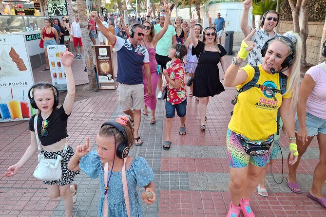 Silent Disco Walking Tour Fanabe Mister Sister Show Bar - Authentic Guest Perspectives