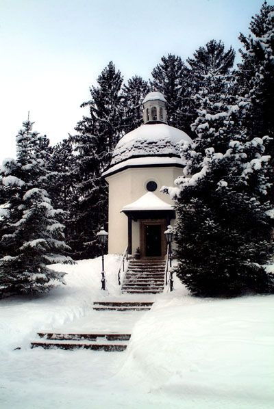 silent-night-oberndorf-christmas-eve-tour-from-salzburg