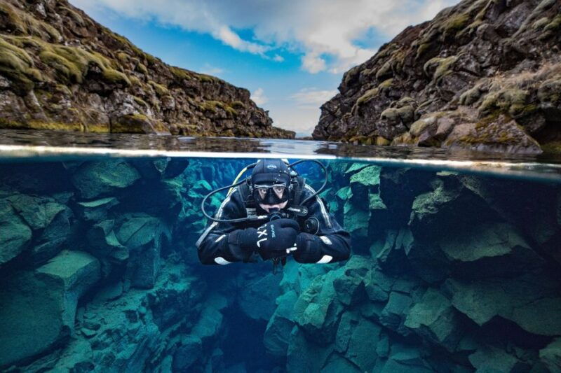 silfra-diving-between-tectonic-plates