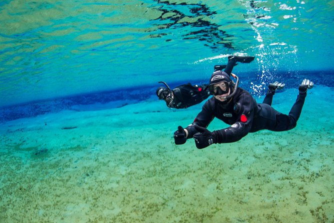 silfra-fissure-snorkeling-from-reykjavik-free-underwater-photos