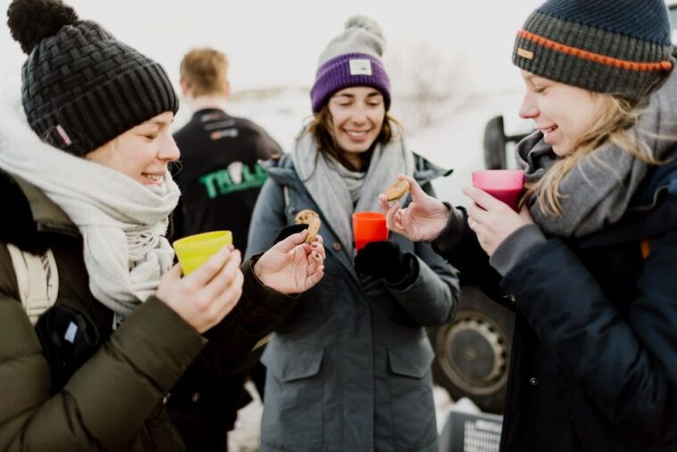 silfra-fissure-snorkeling-tour-with-underwater-photos