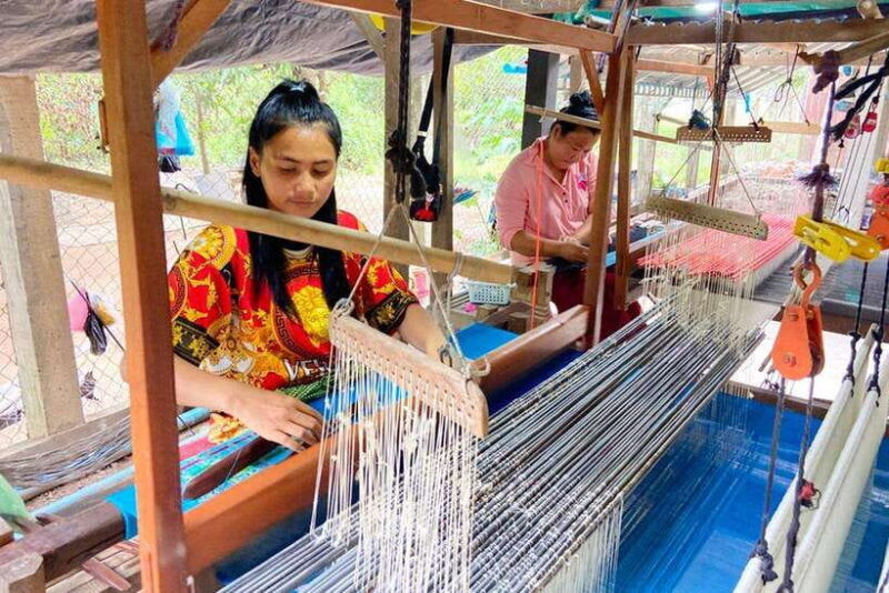 silk-island-cruise-and-tours-with-english-speaking-guide