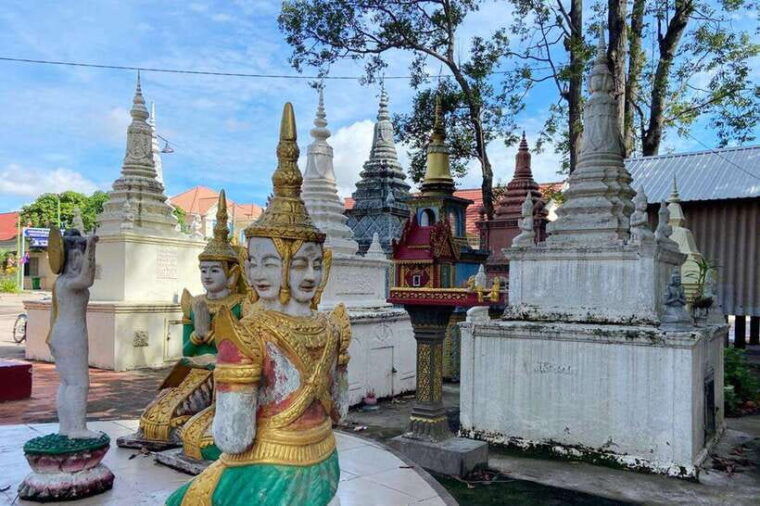 silk-island-cruise-and-tours-with-english-speaking-guide