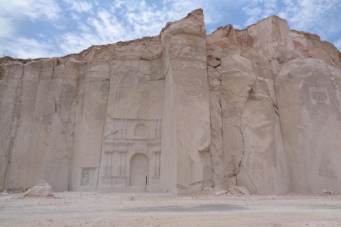 sillar-route-arequipa-quarries-culebrillas-gorge