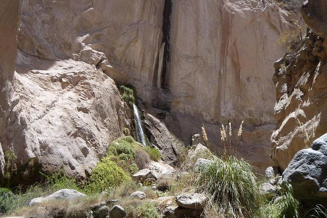 sillar-route-in-arequipa-viewpoint-of-the-volcanoes