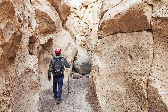 sillar-route-in-arequipa-viewpoint-of-the-volcanoes