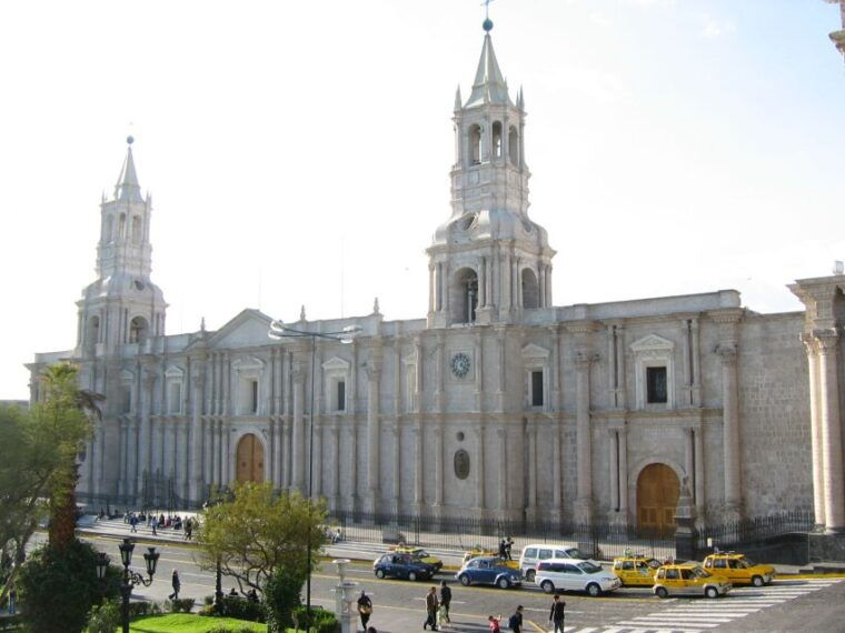 sillar-stone-tour-from-arequipa