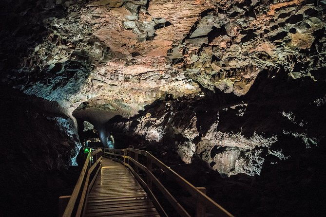 silver-circle-tour-lava-cave-and-waterfalls-small-group-day-tour