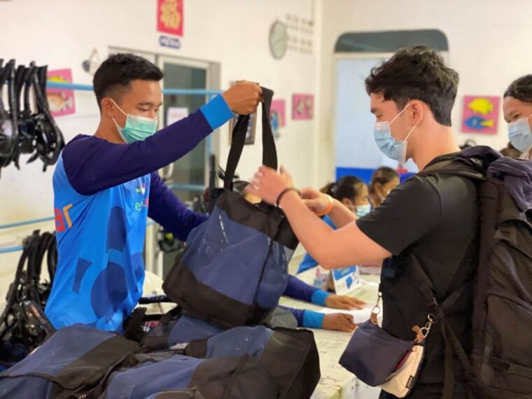 similan-island-snorkeling