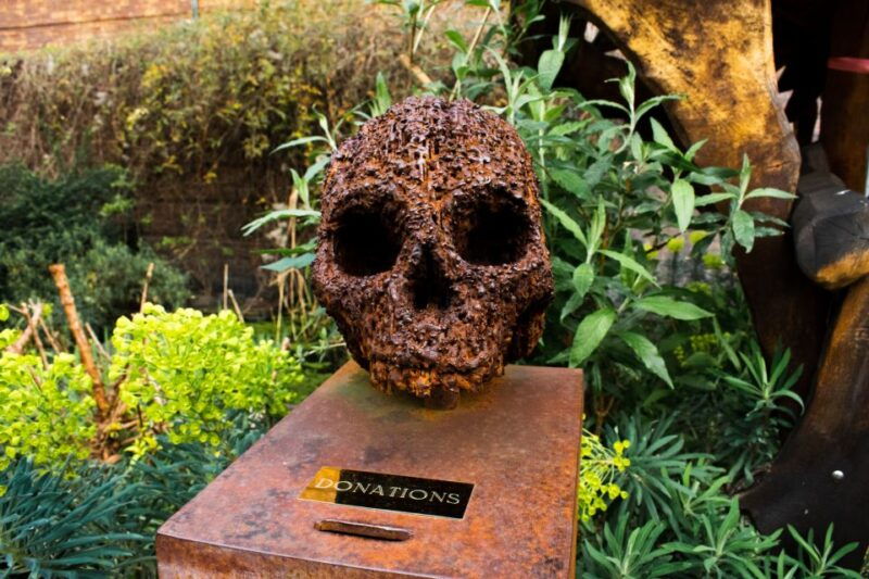 sin-salvation-river-thames-bike-tour