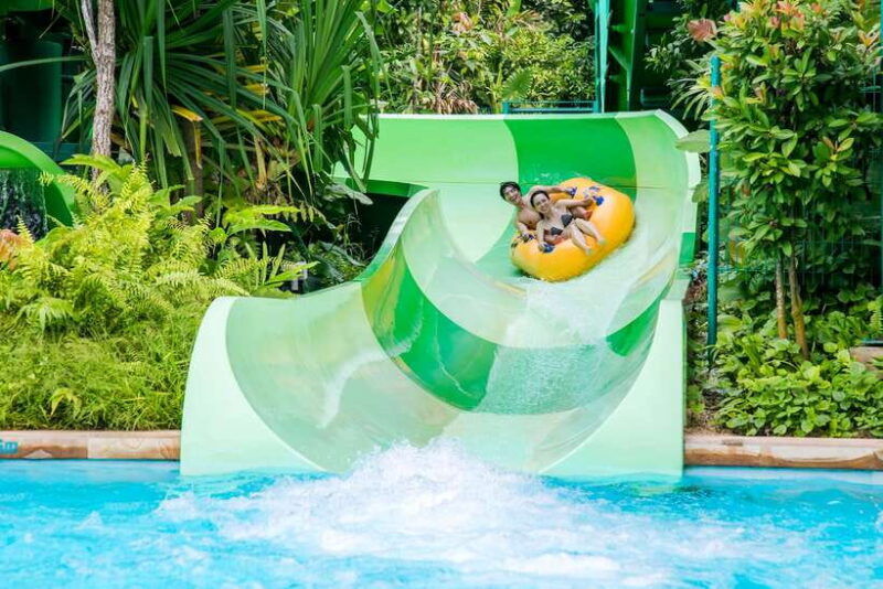 singapore-adventure-cove-waterpark-entrance-ticket