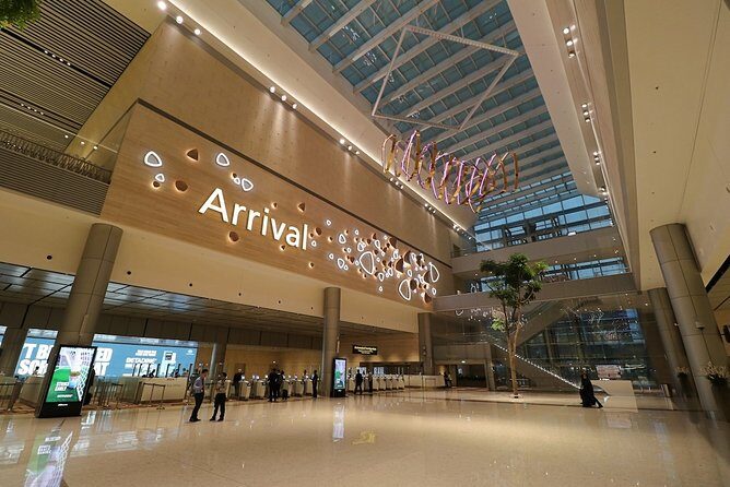 Singapore Airport: Shared Arrival or Departure Car Transfer - An Honest Look at the Service