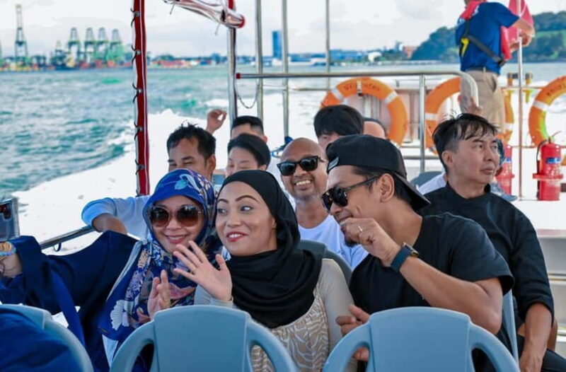 Singapore: Albatross Speedboat Adventures Ticket - Singapore: Albatross Speedboat Adventures Ticket — An Authentic Waterside Experience