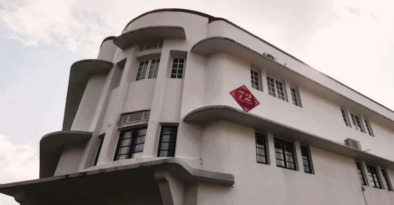 Singapore: Botanic Gardens & Tiong Bahru Walk w/Breakfast - FAQs