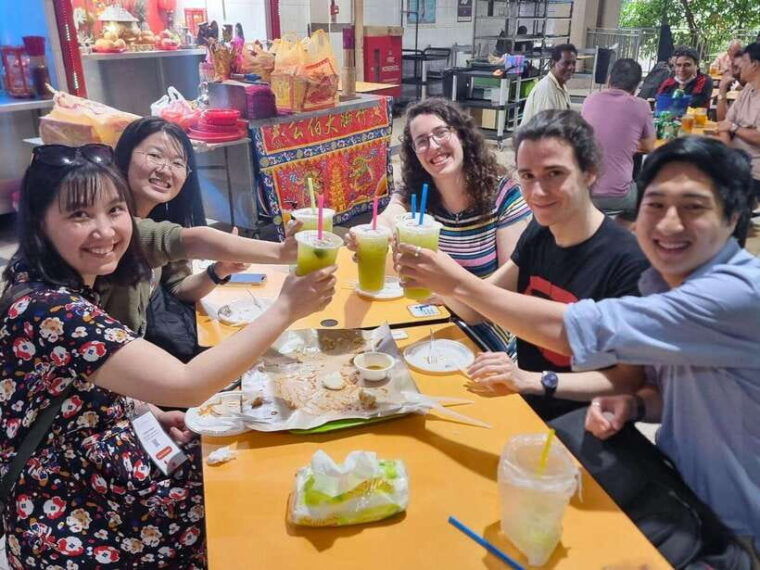 singapore-chinatown-hawker-guided-8-dish-tasting-tour