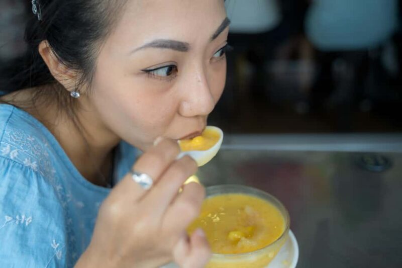 Singapore: Chinatown Hawkers Food Tour with 7 Food Tastings - What to Expect from the Chinatown Hawkers Food Tour