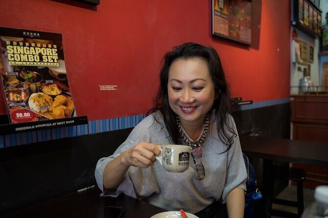 Singapore Chinatown Market Private Food Tour with 7 Food Tastings - Price and Value