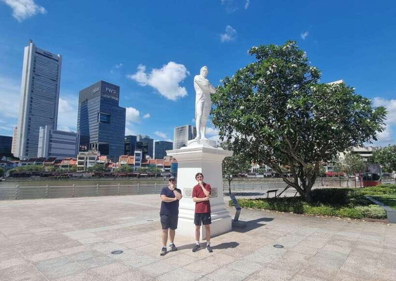 singapore-city-highlights-walking-tour-singapore-river