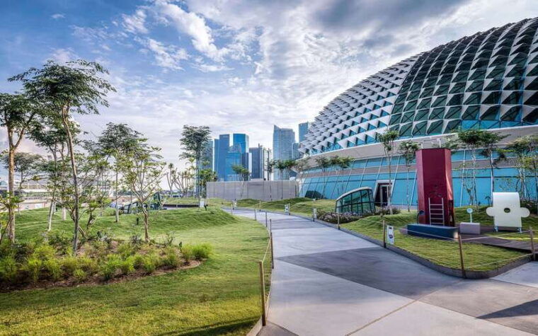 singapore-city-highlights-walking-tour-singapore-river