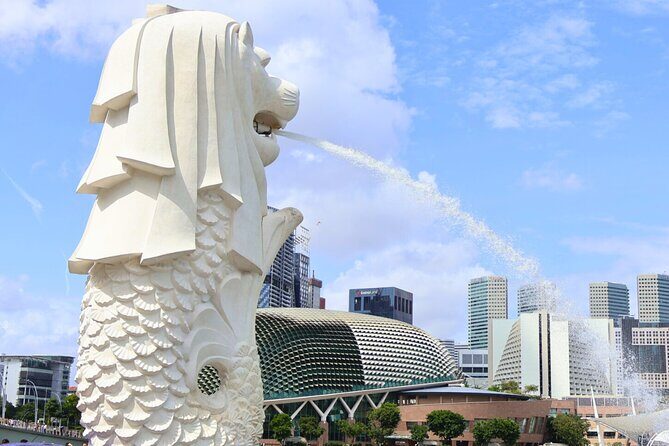 Singapore Civic District + Chinatown Join-in Walking Tour - Key Points