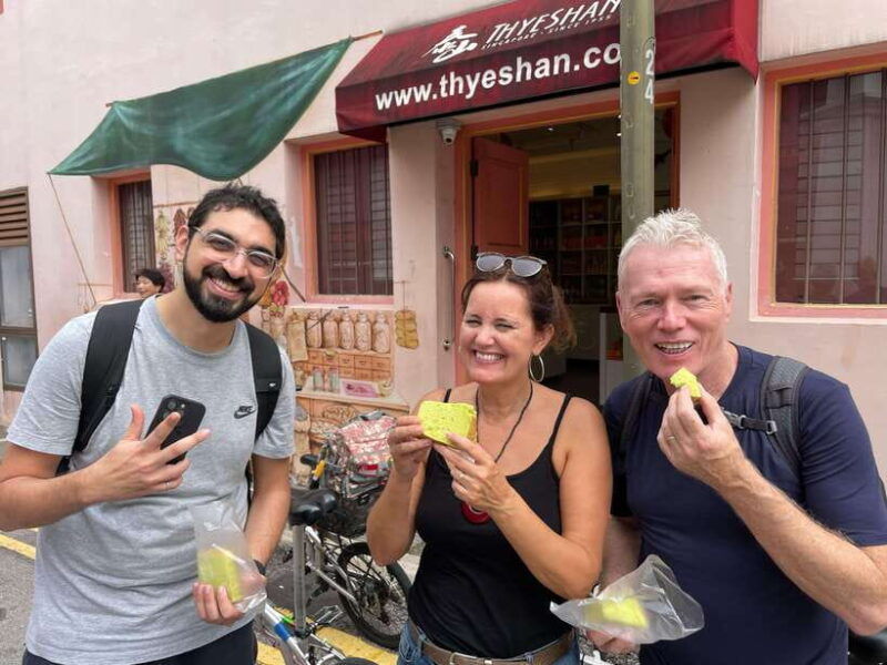 singapore-food-and-bike-tour-downtown